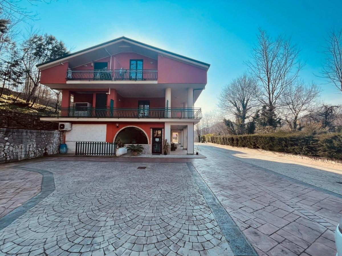 Pietrabianca Country House Manocalzati Bagian luar foto