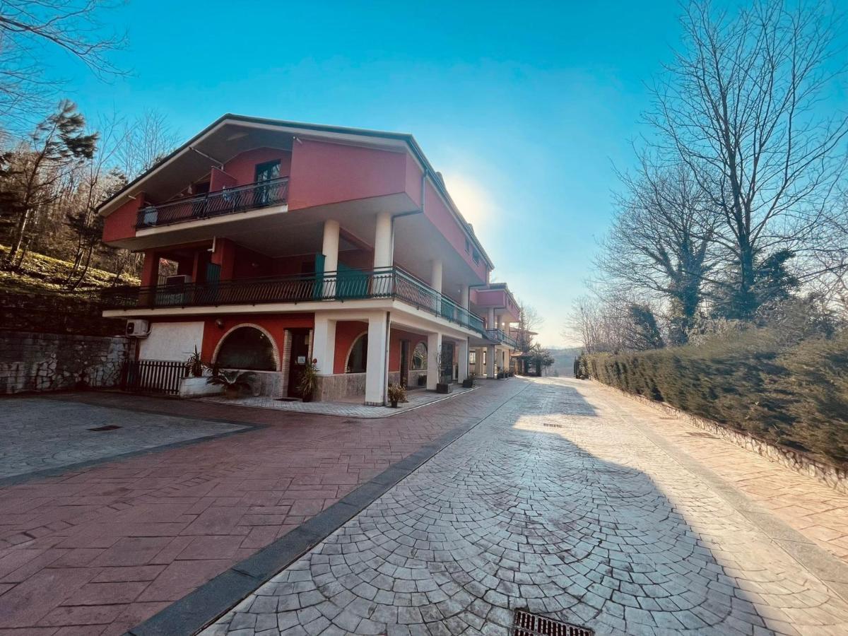 Pietrabianca Country House Manocalzati Bagian luar foto