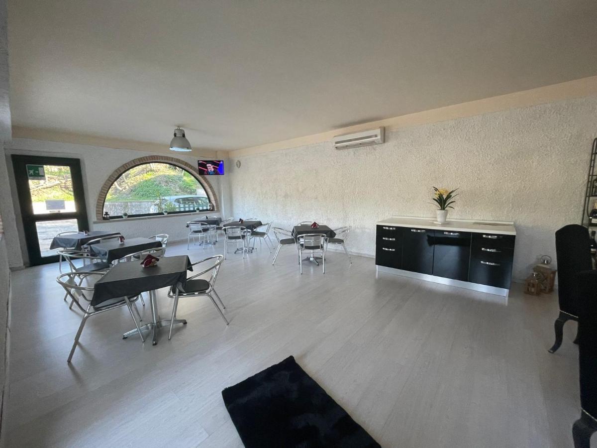 Pietrabianca Country House Manocalzati Bagian luar foto